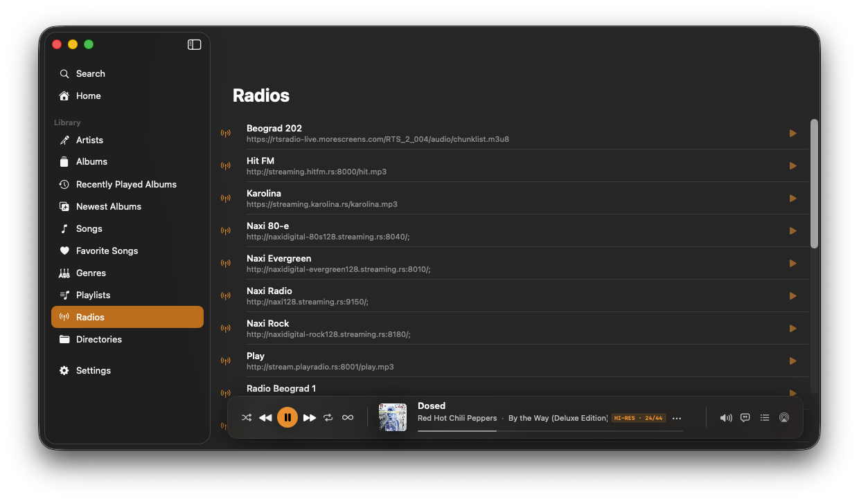 NaviBeat Mac Radios view: a list of internet radio stations with stream URLs visible — Beograd 202, Hit FM, Karolina, Naxi 80-e, Naxi Evergreen, Naxi Radio, Naxi Rock, Play, Radio Beograd 1.